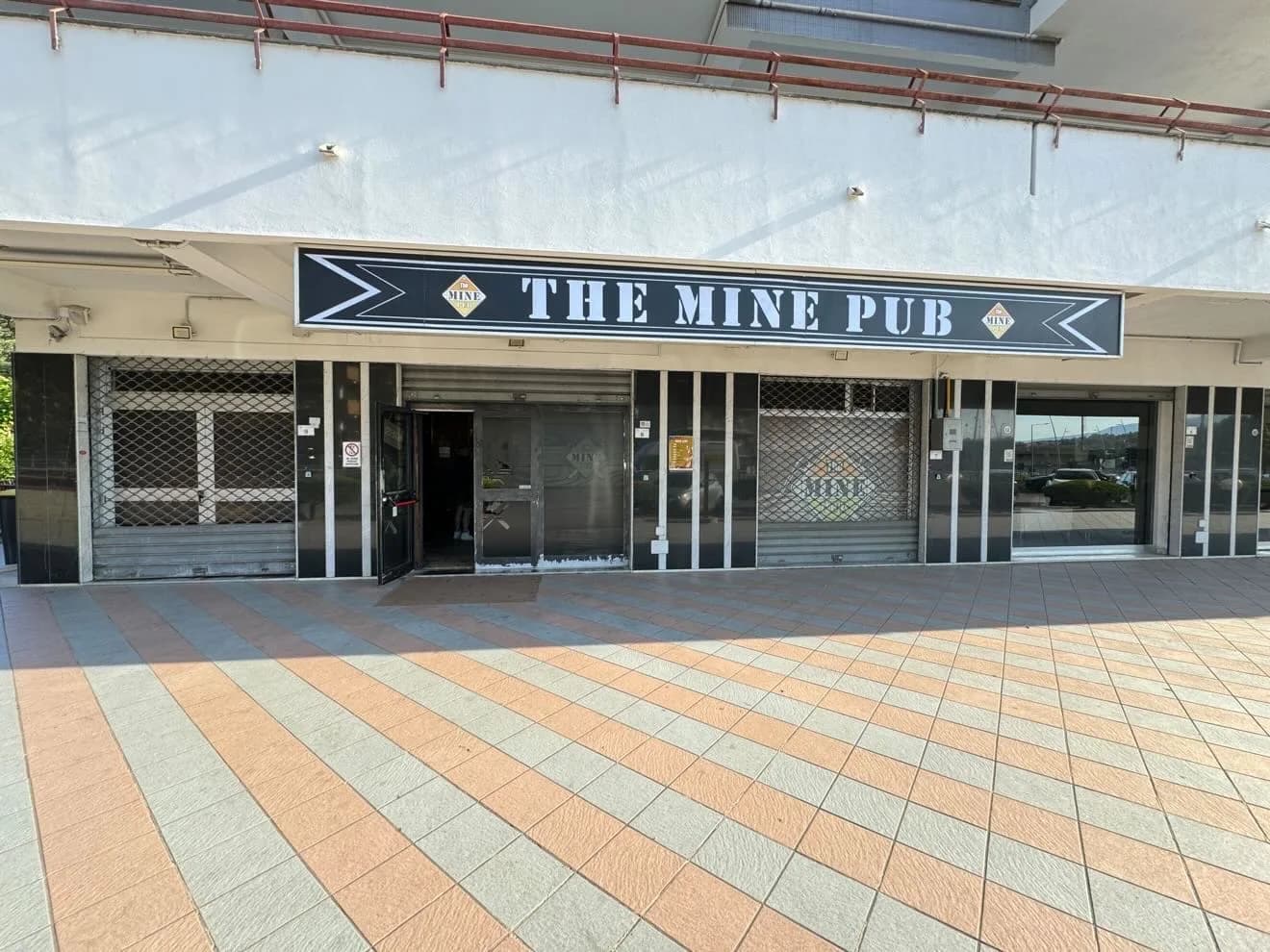 Furto al Mine Pub durante il blackout: è il secondo colpo della notte a Rende