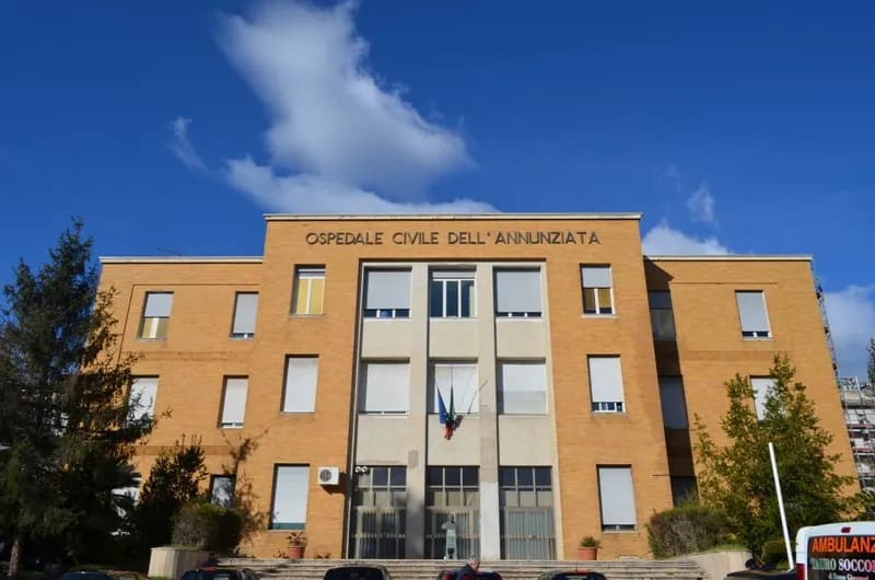 Quando la barbarie spegne il divertimento: addetto alla sicurezza perde la vita a Sangineto